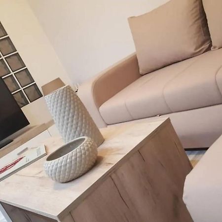 Downtown City Apartment เทสซาโลนิกิ ภายนอก รูปภาพ