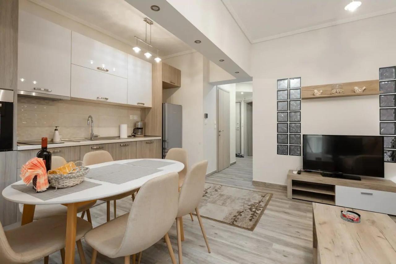 Downtown City Apartment เทสซาโลนิกิ ภายนอก รูปภาพ