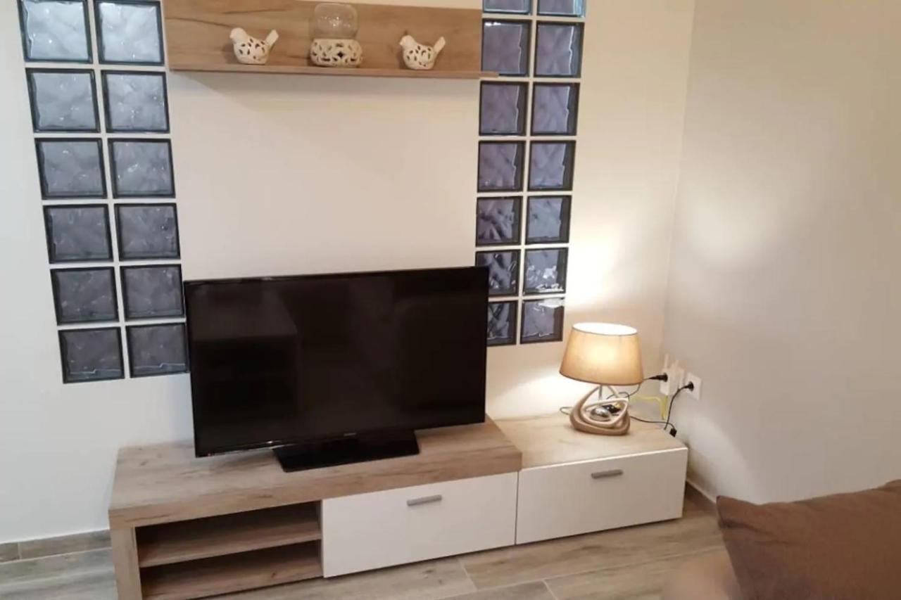 Downtown City Apartment เทสซาโลนิกิ ภายนอก รูปภาพ