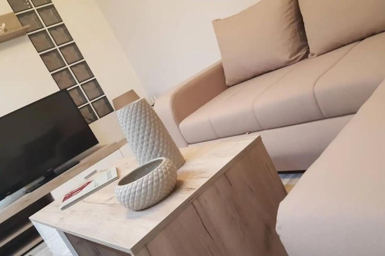 Downtown City Apartment เทสซาโลนิกิ ภายนอก รูปภาพ